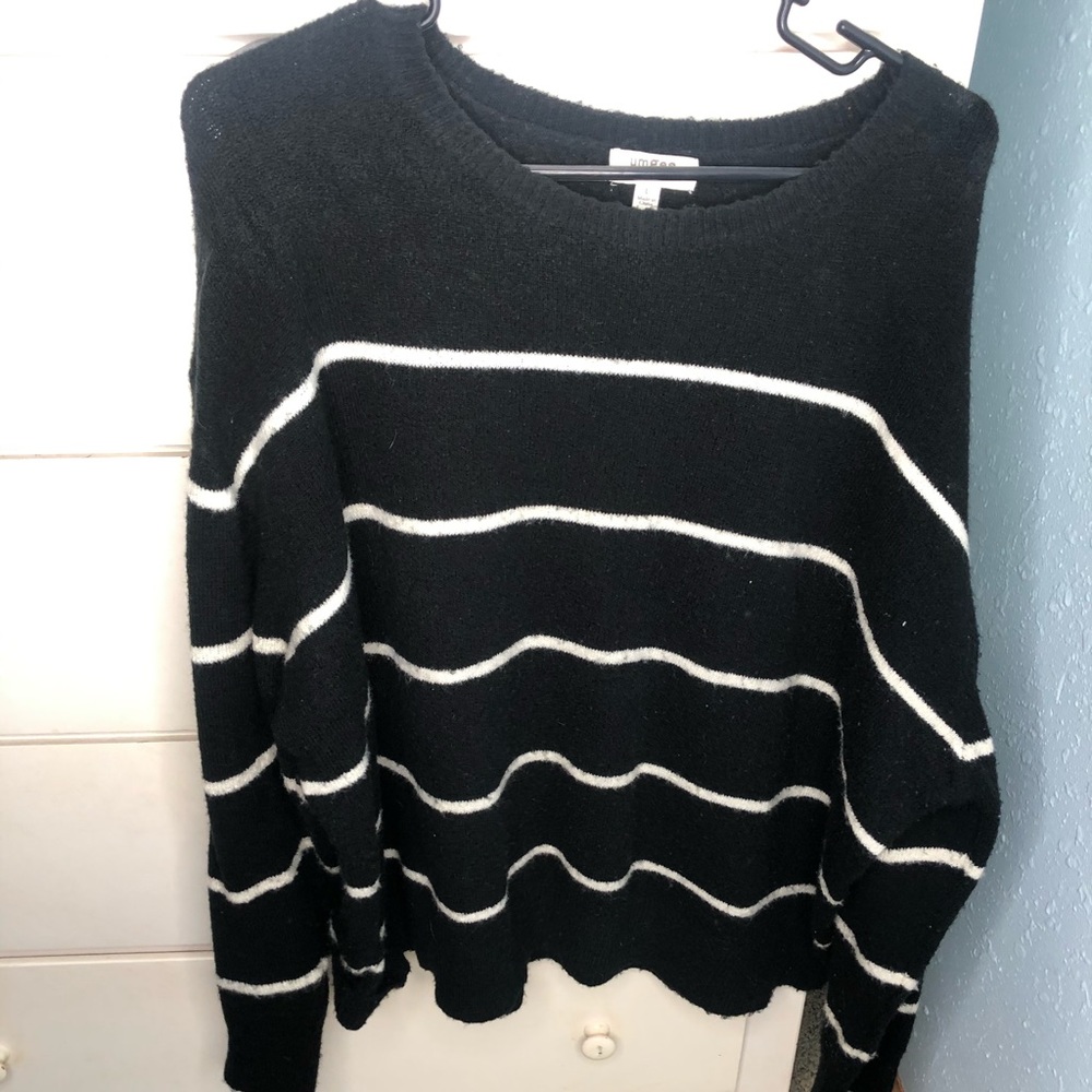 Fuzzy black and white sweater